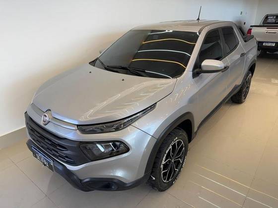 FIAT TORO 1.8 16V EVO FLEX ENDURANCE AT6 FIAT TORO 1.8 16V EVO FLEX ENDURANCE AT6